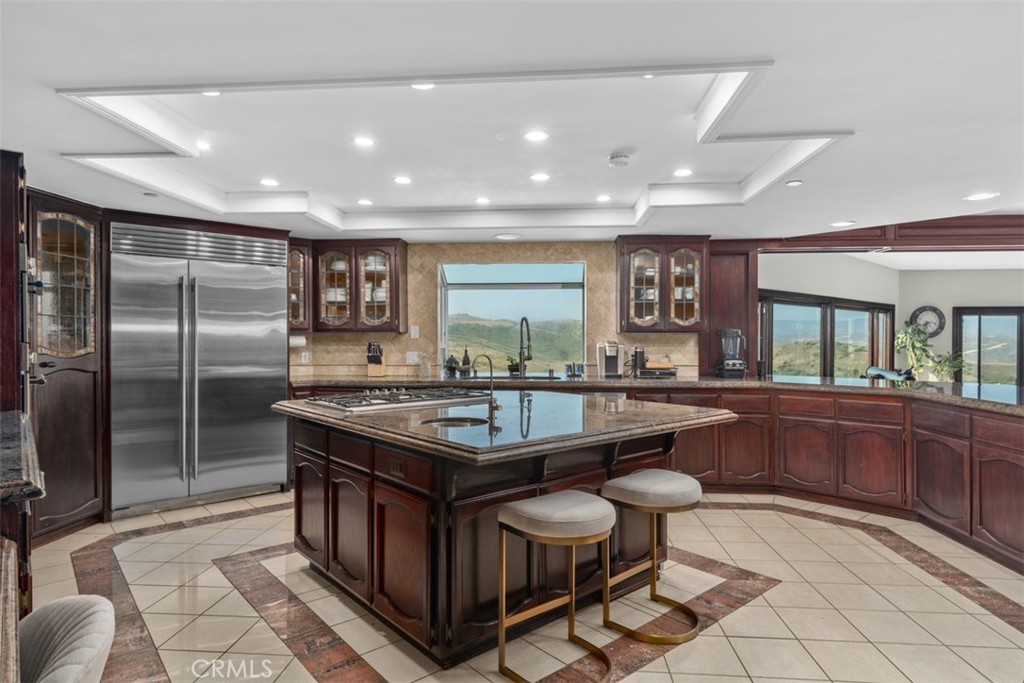 Avenida Acapulco - Residential Lease