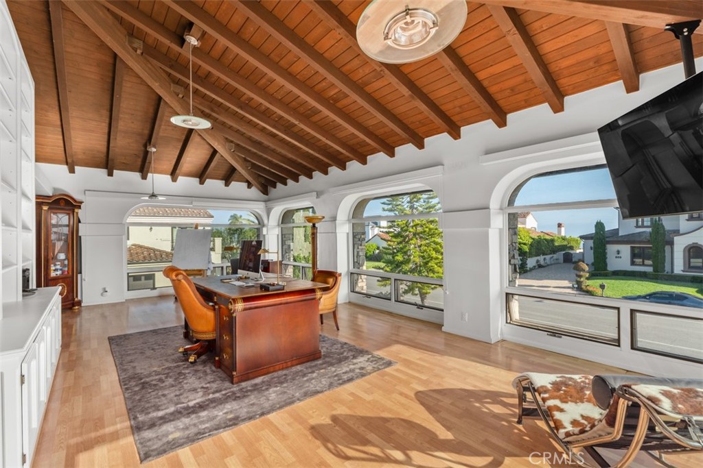 Avenida Acapulco - Residential Lease