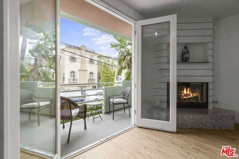 Photo of 123 Galleon Street #B, Marina Del Rey, CA 90292 (MLS # 26829085)