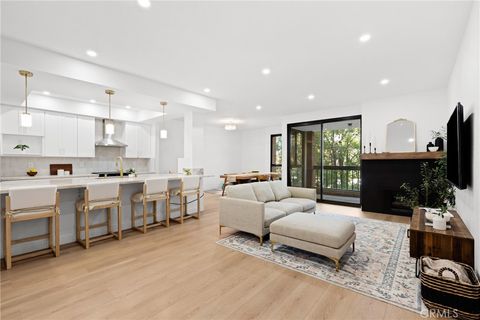 4477 Wilshire Boulevard 202 Los Angeles CA 90010