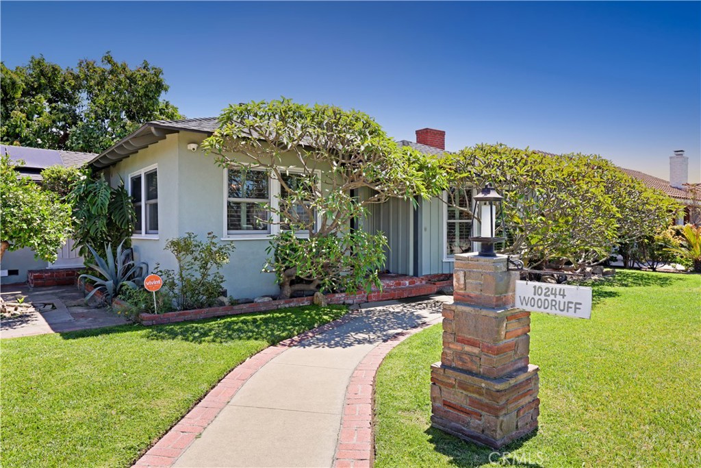 10244 Woodruff