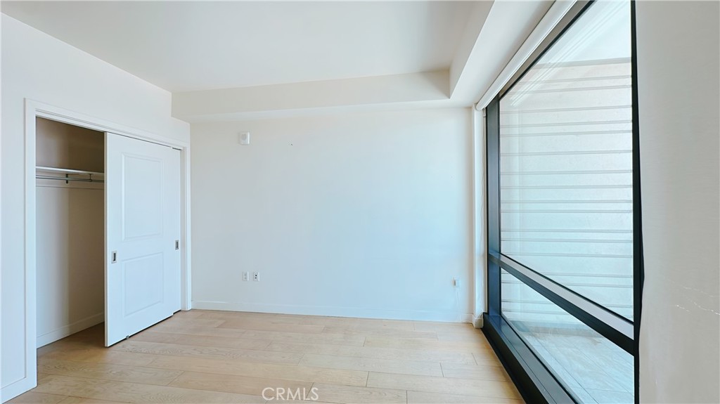 400 S Broadway 3106