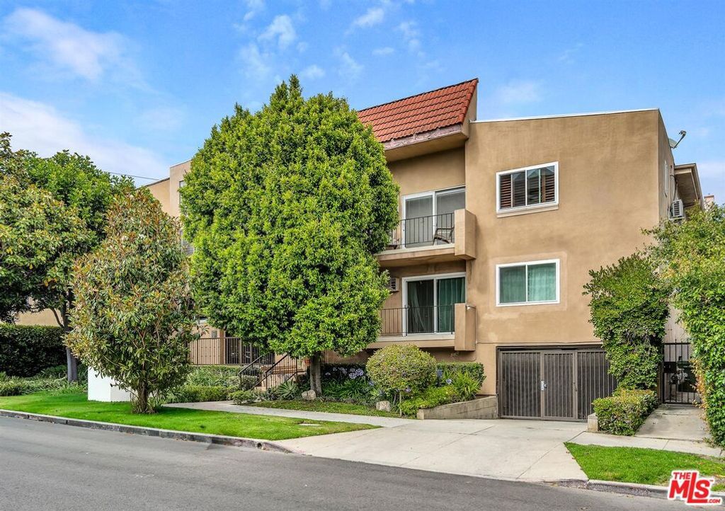Photo of 1730 Camden Avenue #207, Los Angeles, CA 90025 (MLS # 26834687)