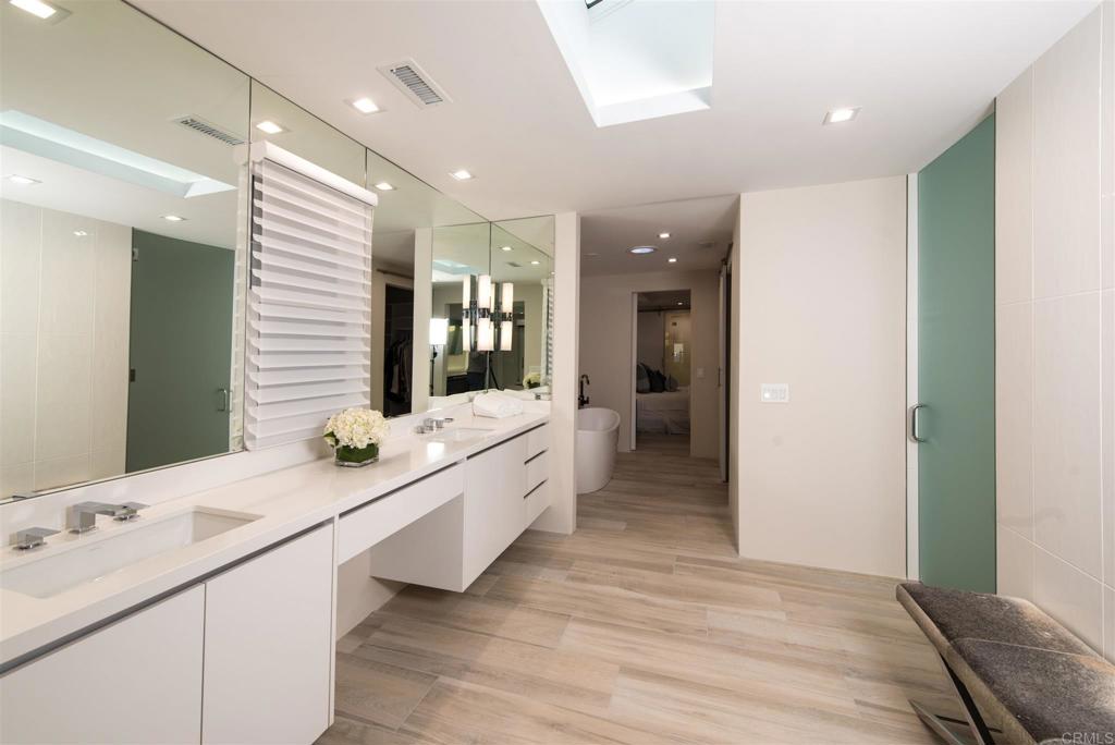 LAJ - Residential Lease