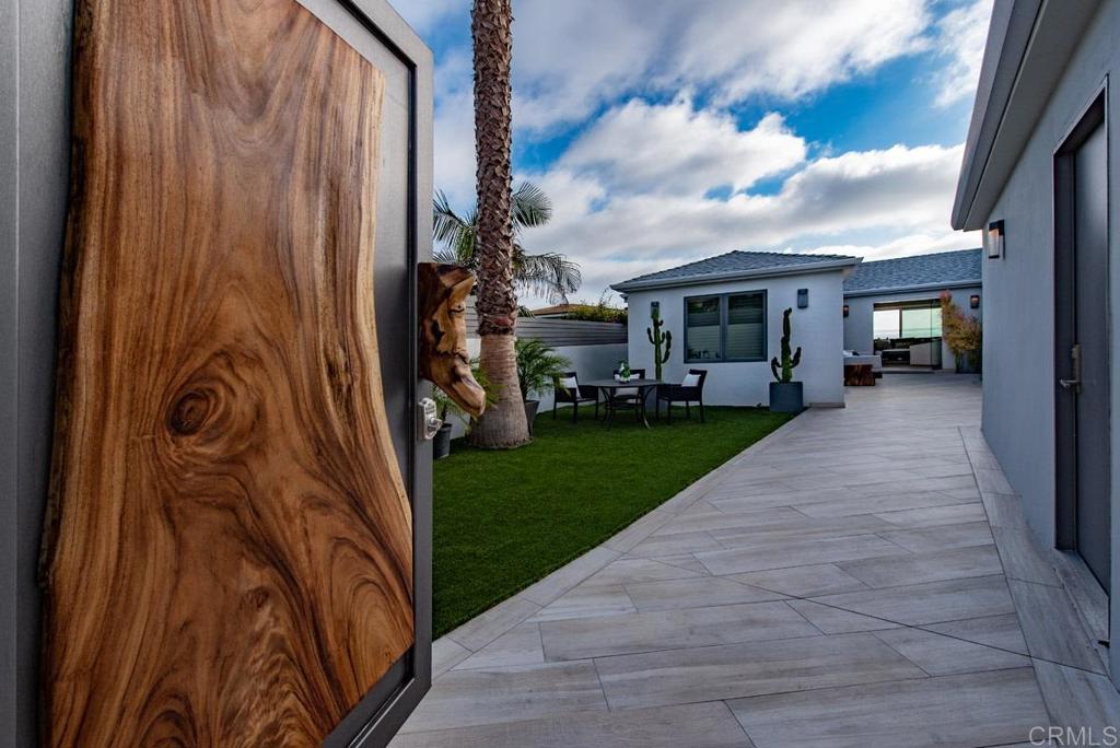 LAJ - Residential Lease