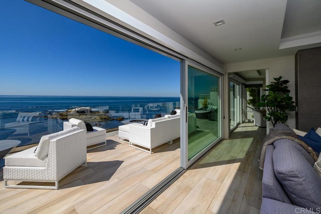 LAJ - Residential Lease