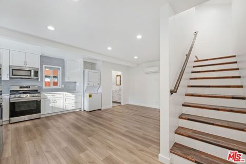 Tiny photo for 3924 Michael Avenue, Los Angeles, CA 90066 (MLS # 26634653)