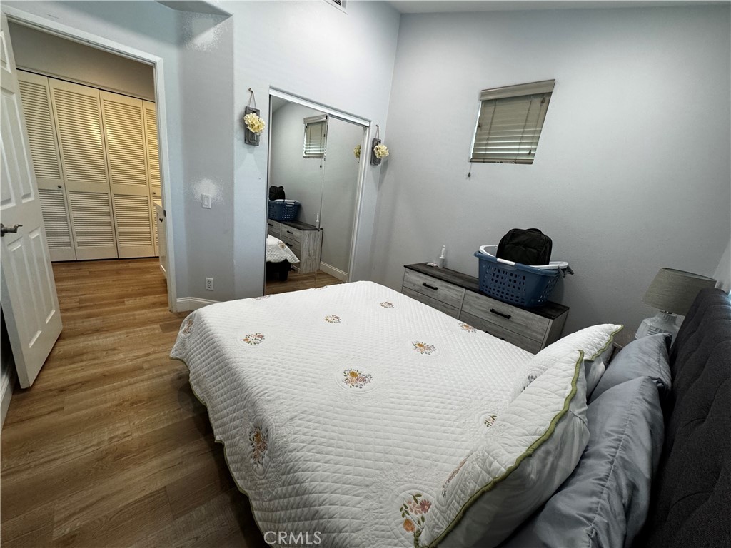 Los Paseos (LOPA) - Residential Lease