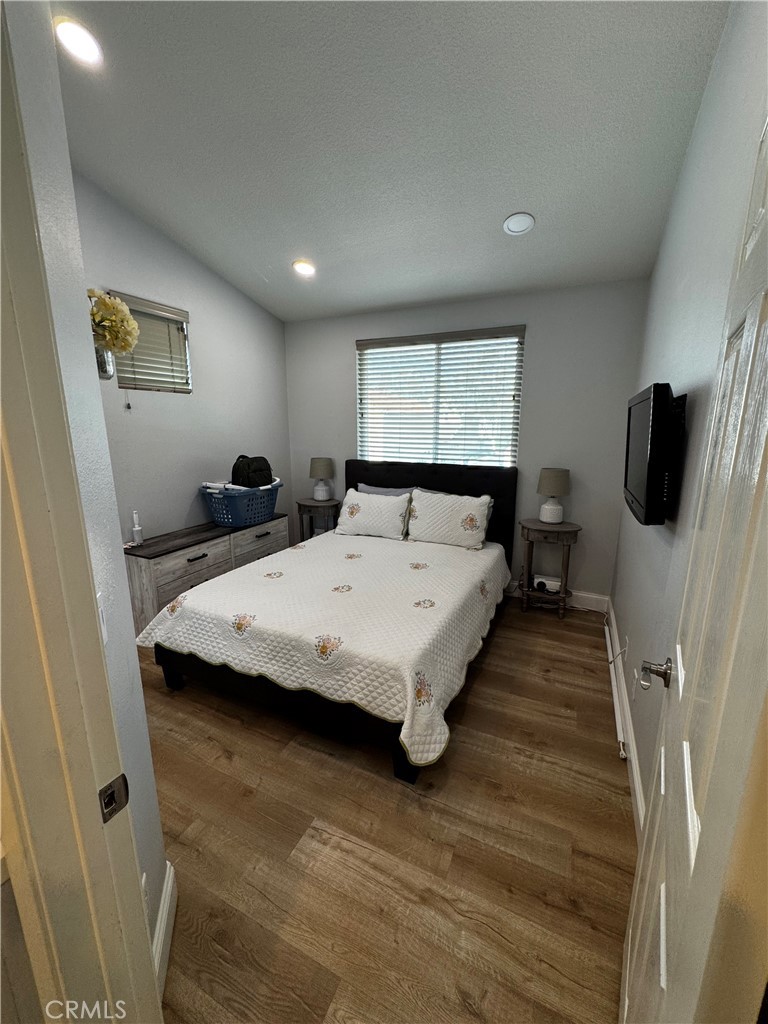 Los Paseos (LOPA) - Residential Lease