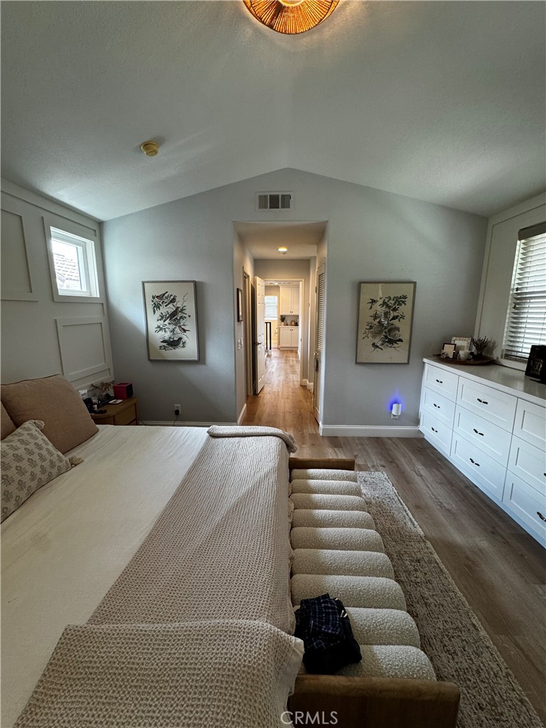 Los Paseos (LOPA) - Residential Lease