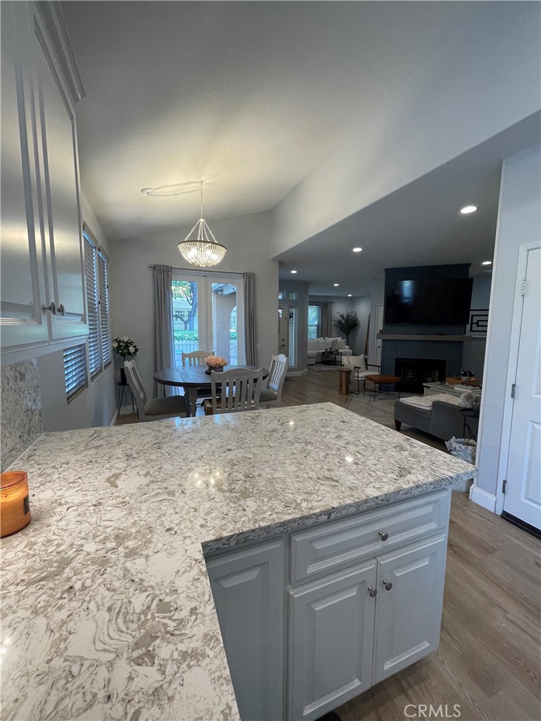 Los Paseos (LOPA) - Residential Lease