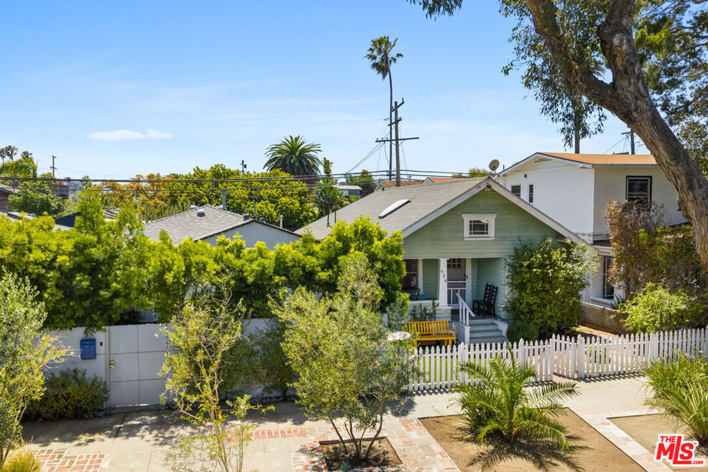 428 Rialto Avenue