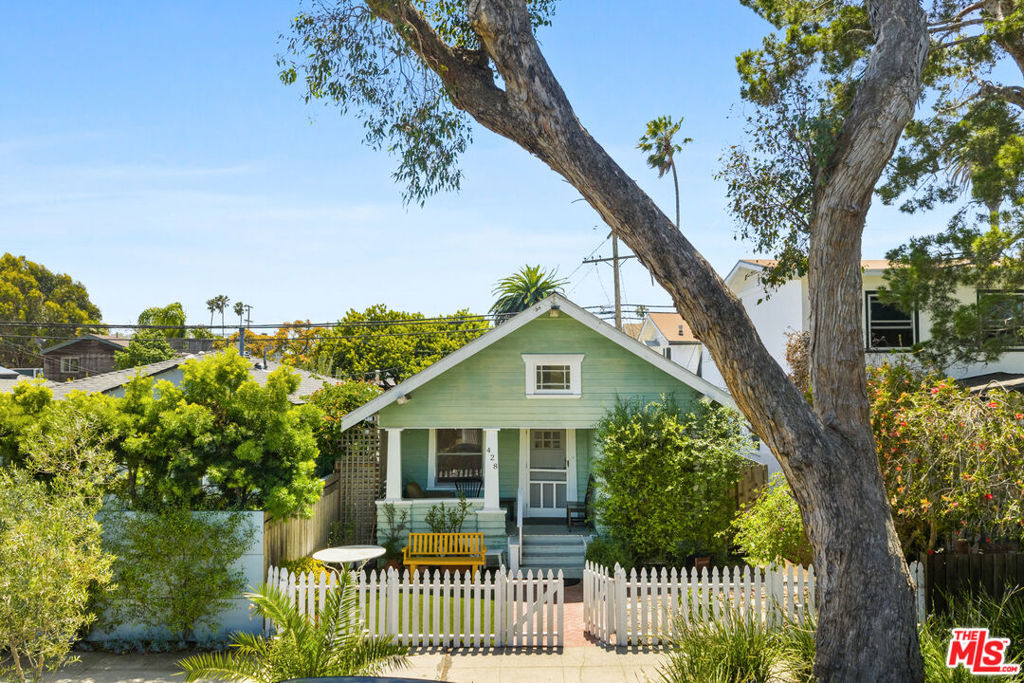 428 Rialto Avenue