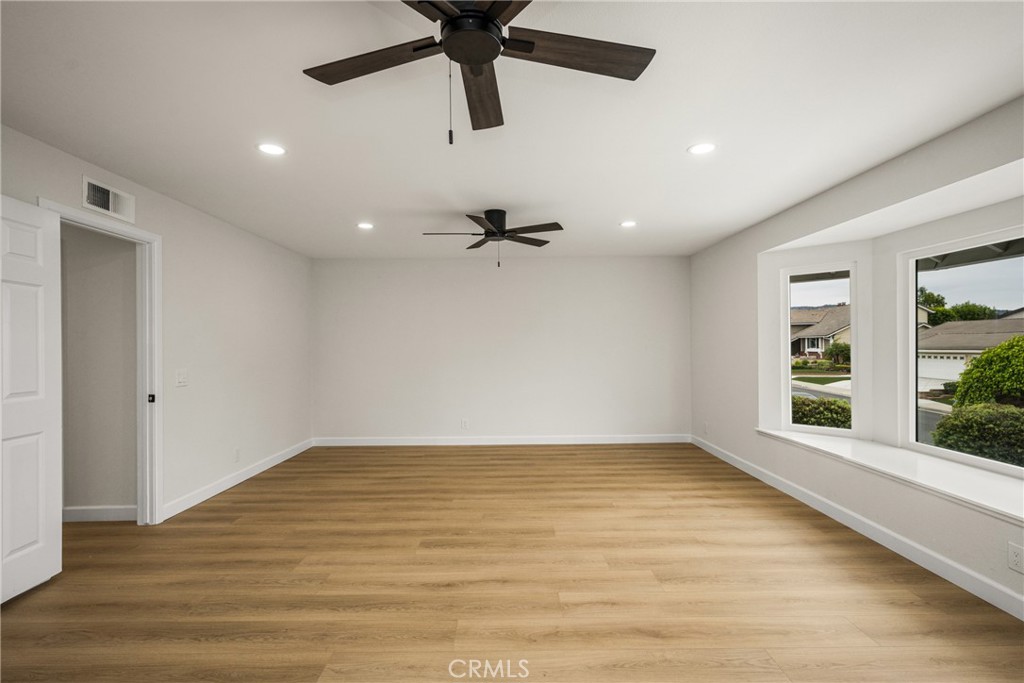 Eagle Hills (EAGH) - Residential