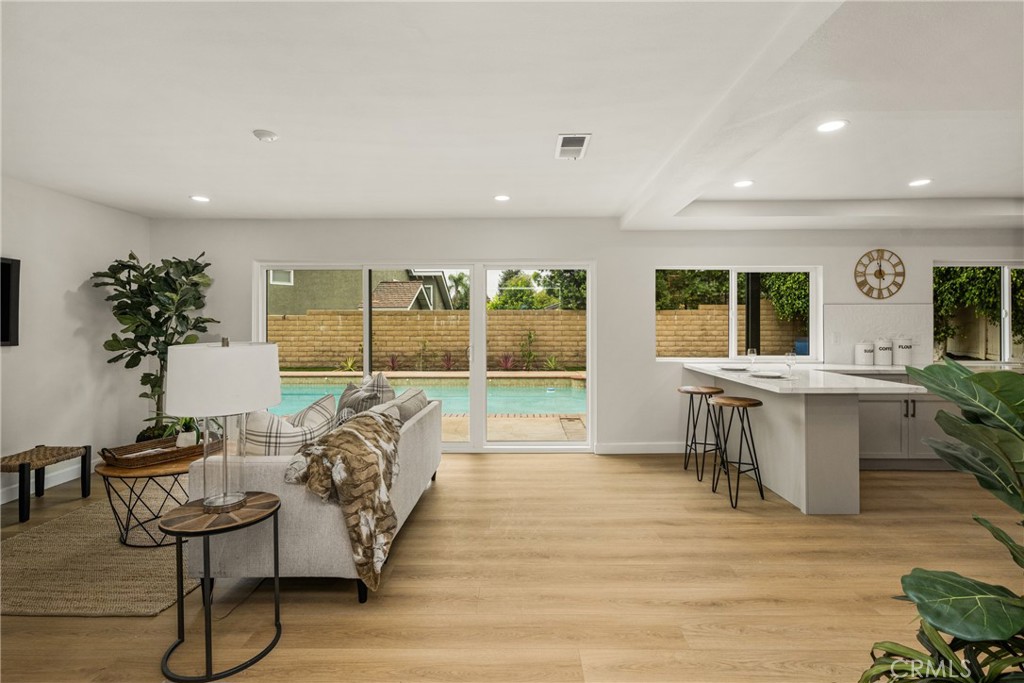 Eagle Hills (EAGH) - Residential