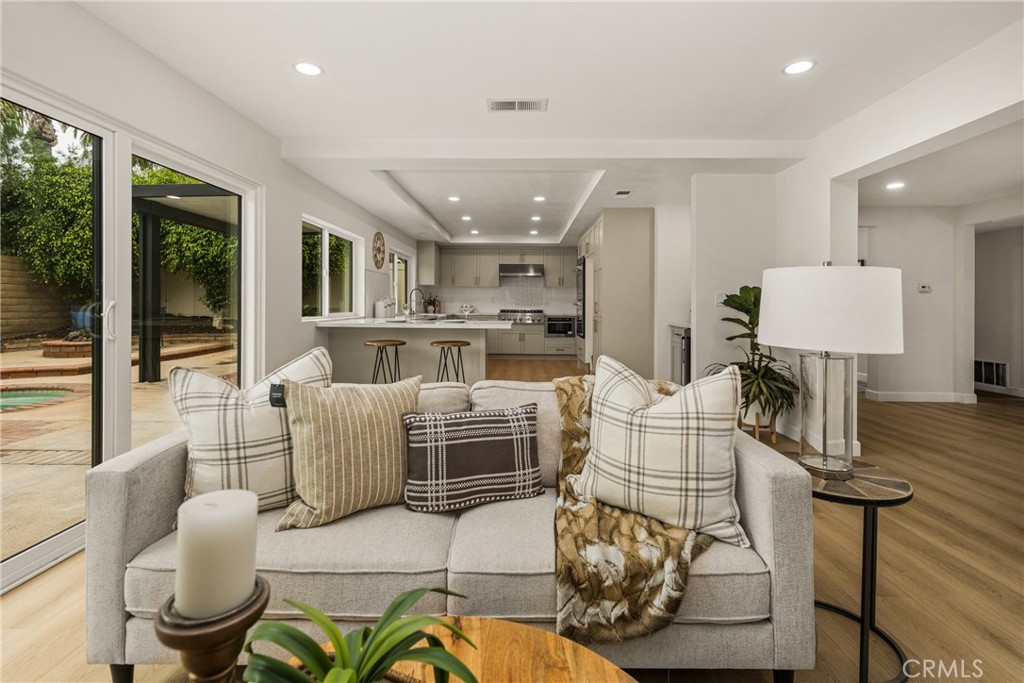 Eagle Hills (EAGH) - Residential