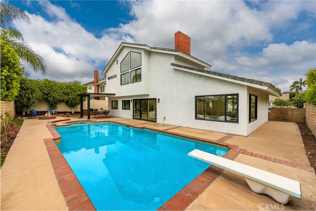 149 N Bluegrass Street