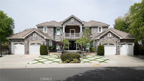 Photo of 9 Rocky Mountain Mtn, Coto de Caza, CA 92679 (MLS # OC26084126)