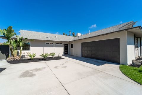 Photo of 5751 Mangrum Dr, Huntington Beach, CA 92649 (MLS # OC25231476)