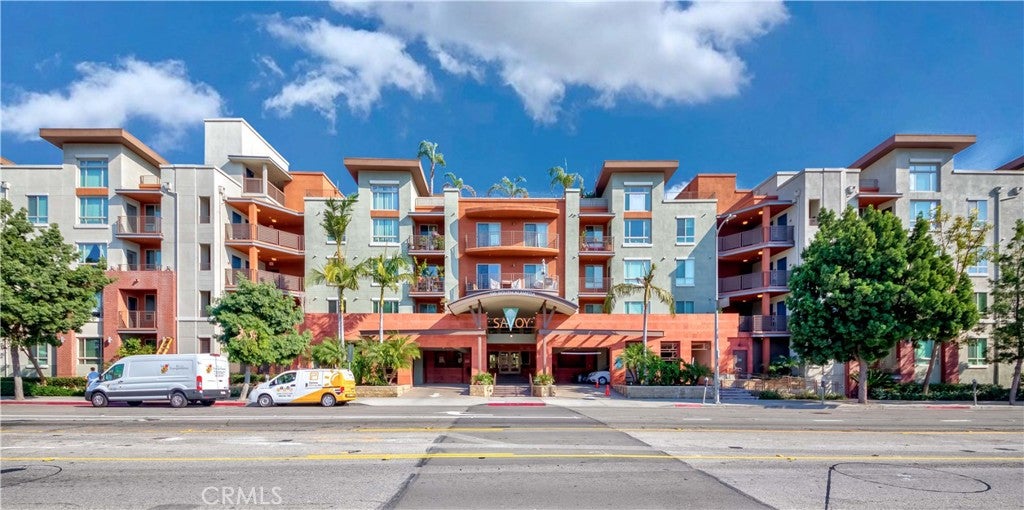 100 S Alameda St St.
