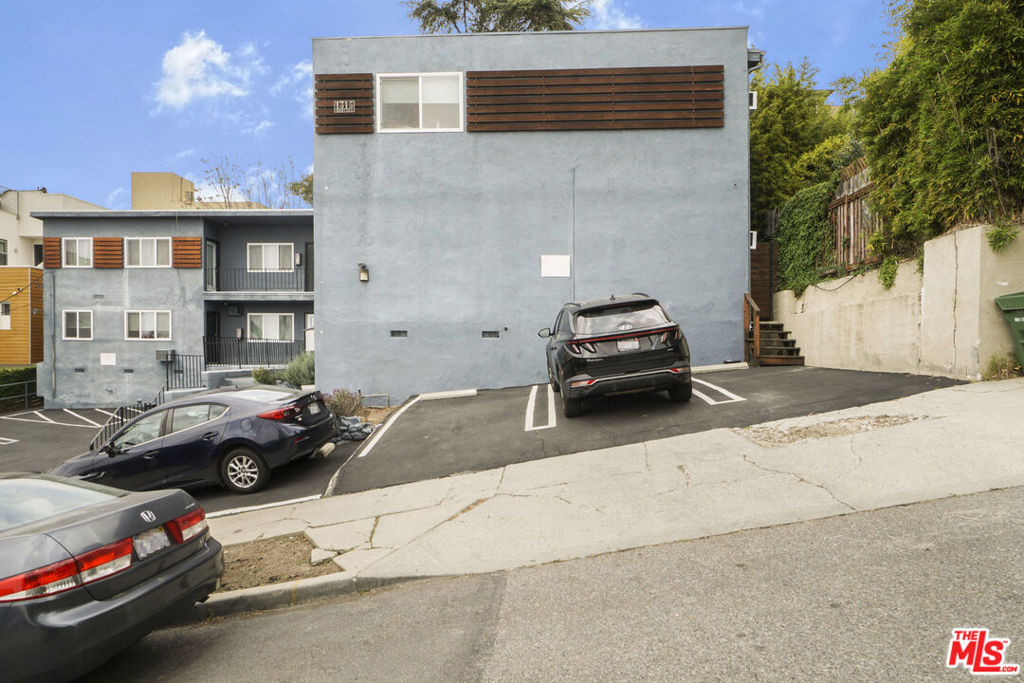1315 Montana Street
