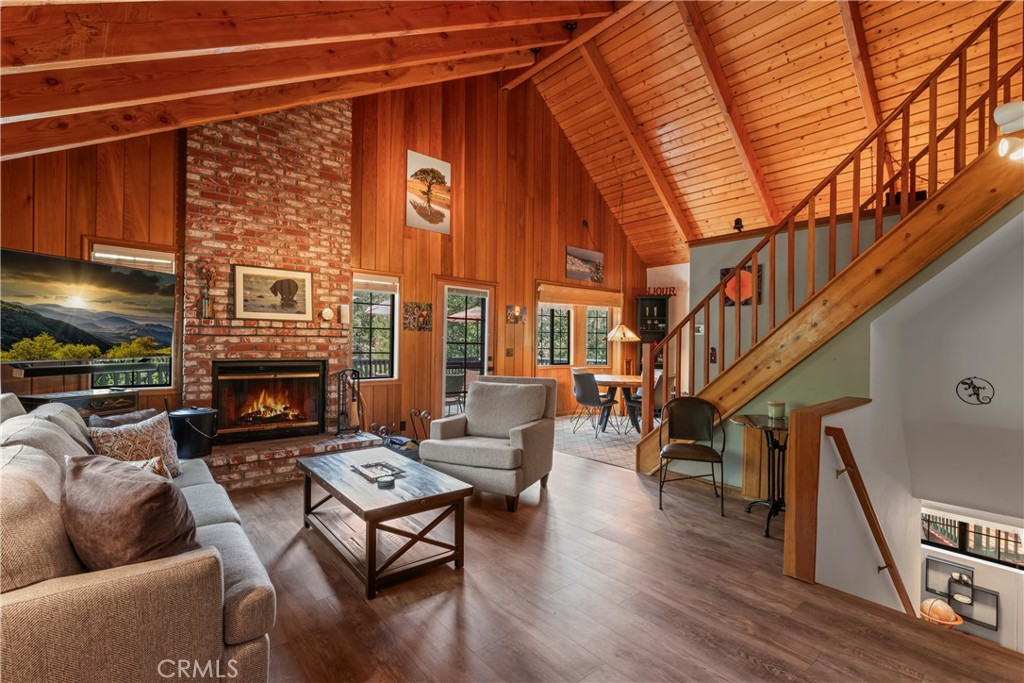 1364 Toronto Drive