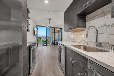 Tiny photo for 531 Esplanade #903, Redondo Beach, CA 90277 (MLS # SB25228478)