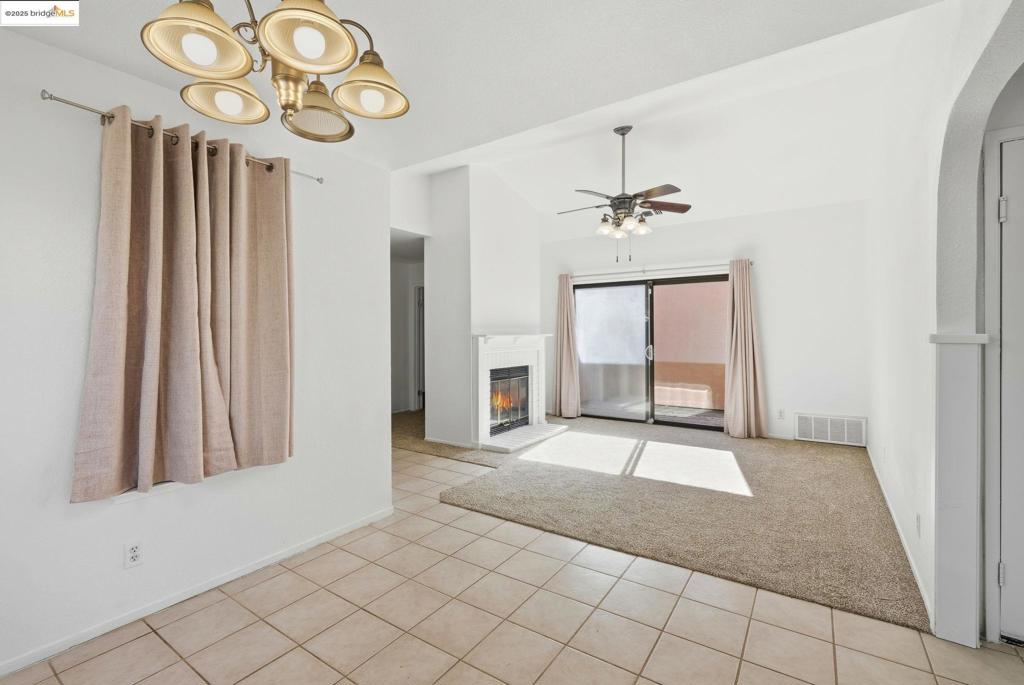 OAKLEY - Residential