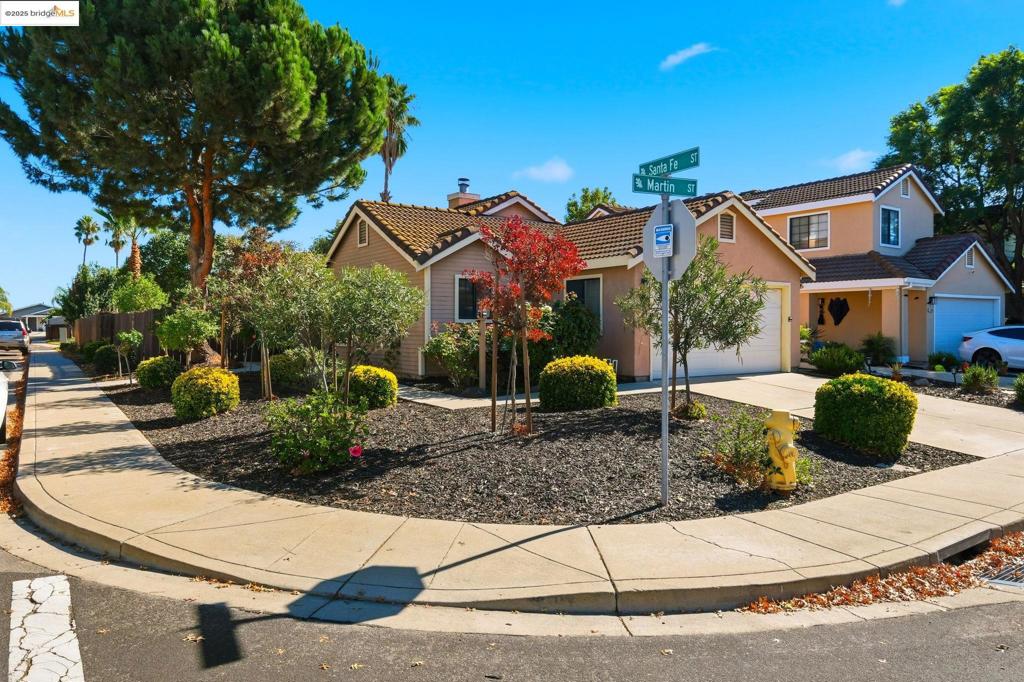 OAKLEY - Residential