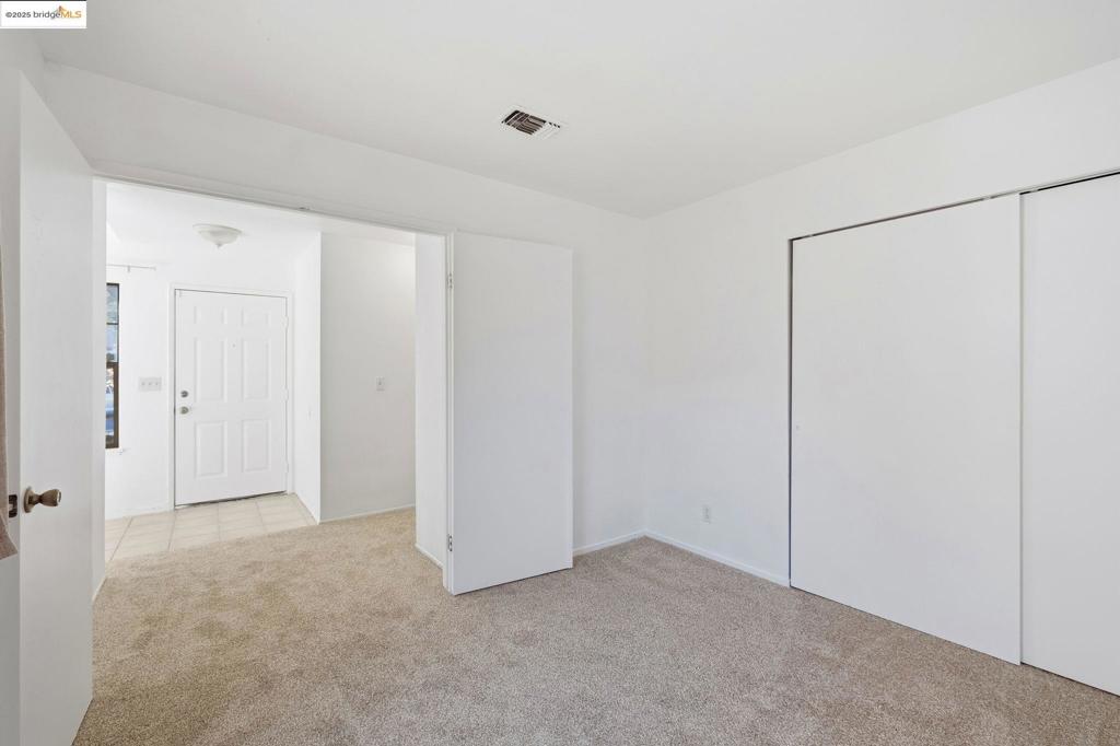 OAKLEY - Residential