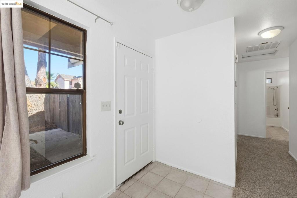 OAKLEY - Residential