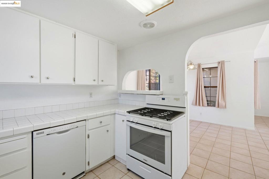 OAKLEY - Residential