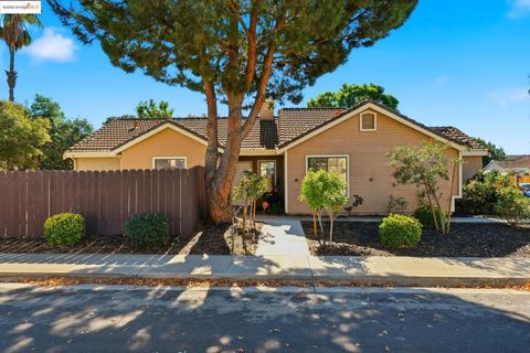 5210 Martin St Oakley CA 94561