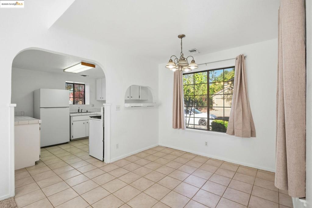 OAKLEY - Residential