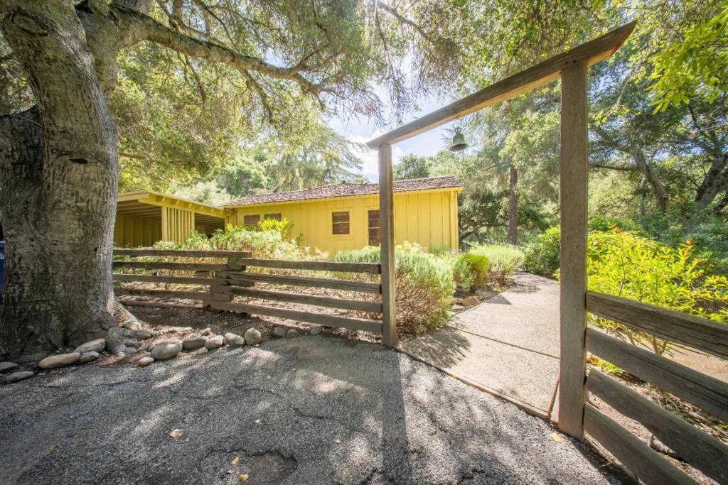 62 E Carmel Valley Road B