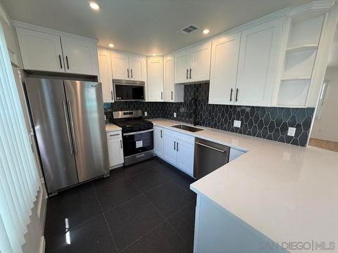 Photo of 1035 Beryl St St, San Diego, CA 92109 (MLS # 260008158SD)