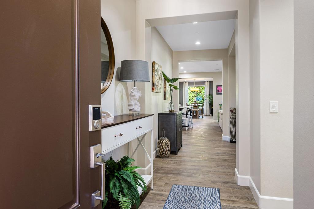 Properties 4 51287 Longmeadow Street