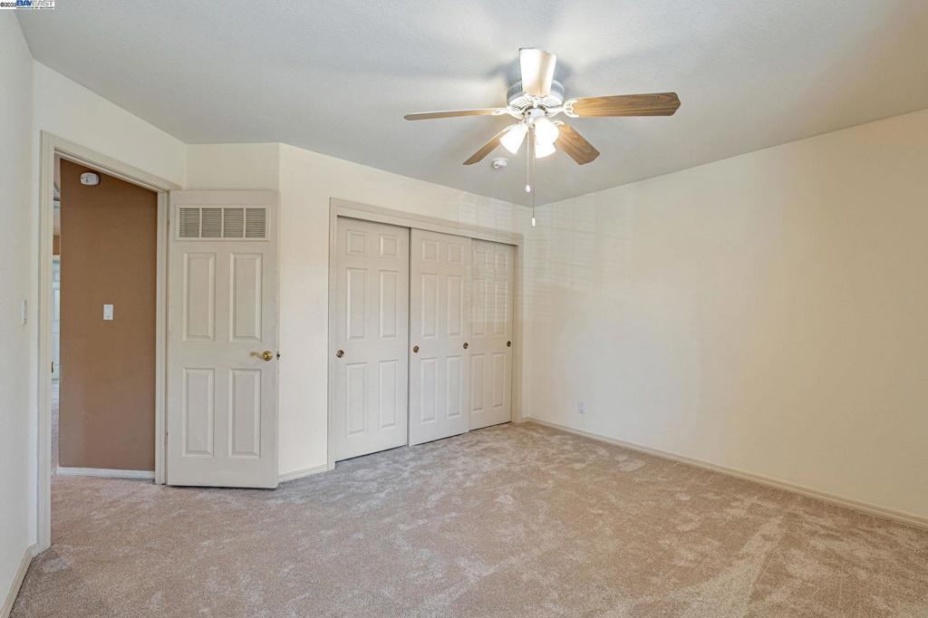 REGENCY SQUARE - Residential