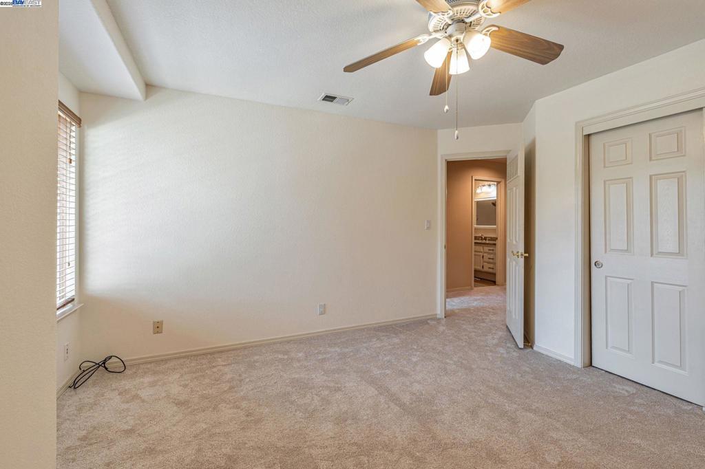 REGENCY SQUARE - Residential
