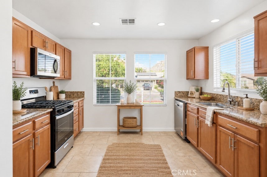 781 Amherst