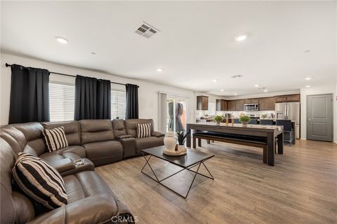872 Canopy San Jacinto CA 92583