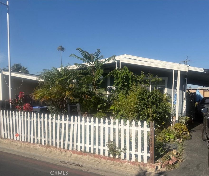 MUST SEE!!! offers a comfortable and affordable living experience within the desirable Coach Royal Mobile Home Park. Family-friendlY, The park strives to maintain a family-friendly atmosphere.

Amenities: Residents can enjoy a swimming pool and other well-maintained amenities.

Manager Approval: Manager approval is required.

Location: The park is located in Santa Ana, CA, known for its pleasant environment.

Mobile homes, including those in Coach Royal, are considered an affordable housing option within Orange County.