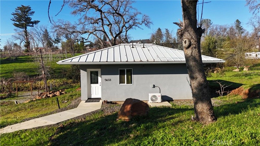 Photo of 5623 Wilson Ln, Paradise, CA 95969 (MLS # SN26014282)