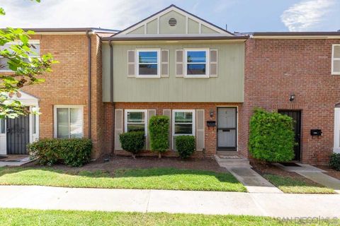 Photo of 11911 Royal Rd Rd #E, El Cajon, CA 92021 (MLS # 260008885SD)