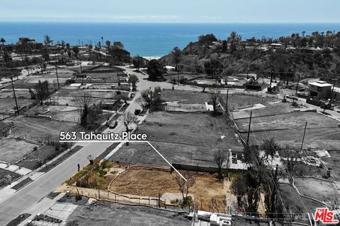 Photo of 563 Tahquitz Place, Pacific Palisades, CA 90272 (MLS # 25579977) Photo of 563 Tahquitz Place, Pacific Palisades, CA 90272 (MLS # 25579977)