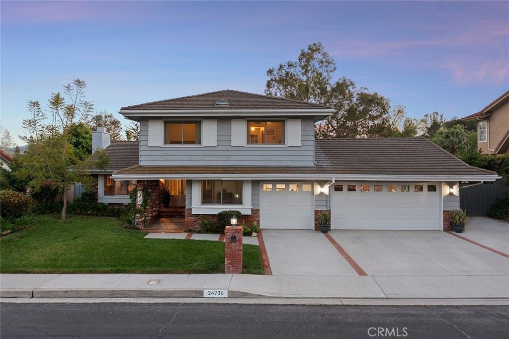 Photo of 24736 Eilat Street, Woodland Hills, CA 91367 (MLS # SR26074792)