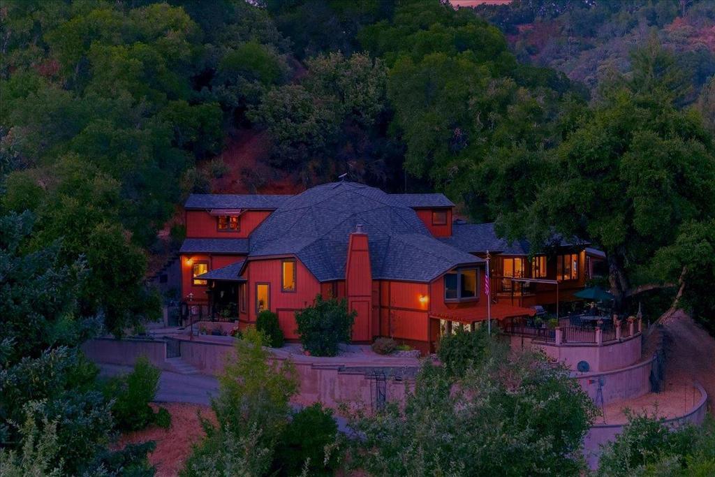 5224 Twin Falls Road