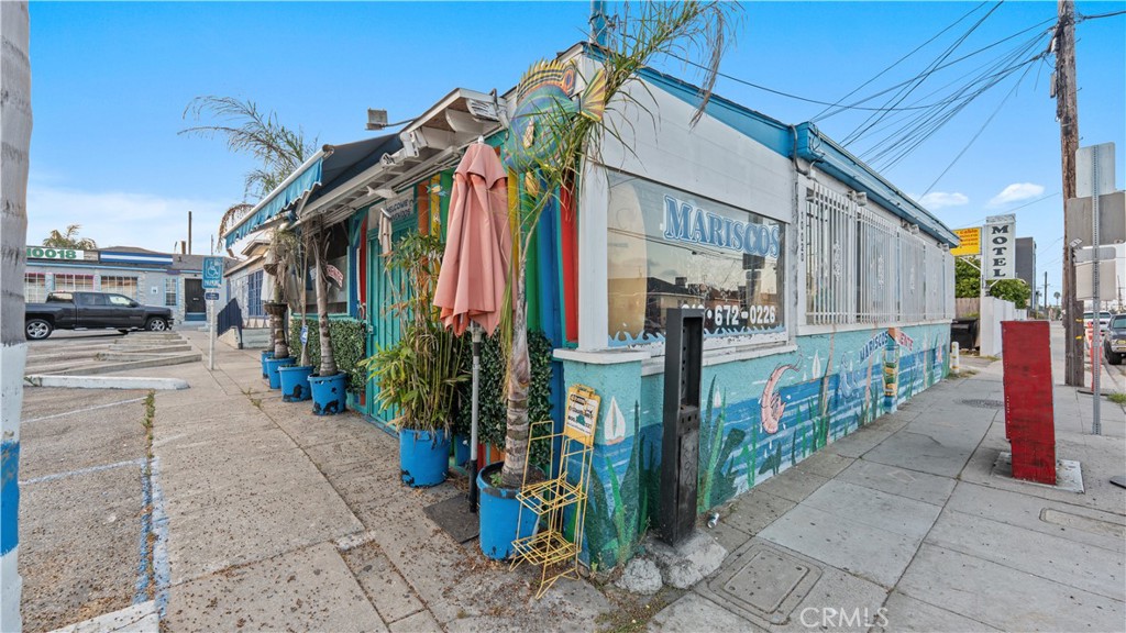 10020 S Inglewood