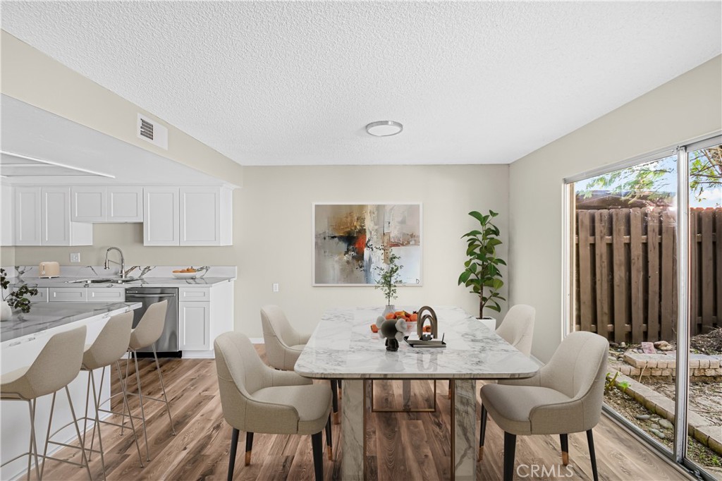 Valencia Racquet Club (VLRQ) - Residential