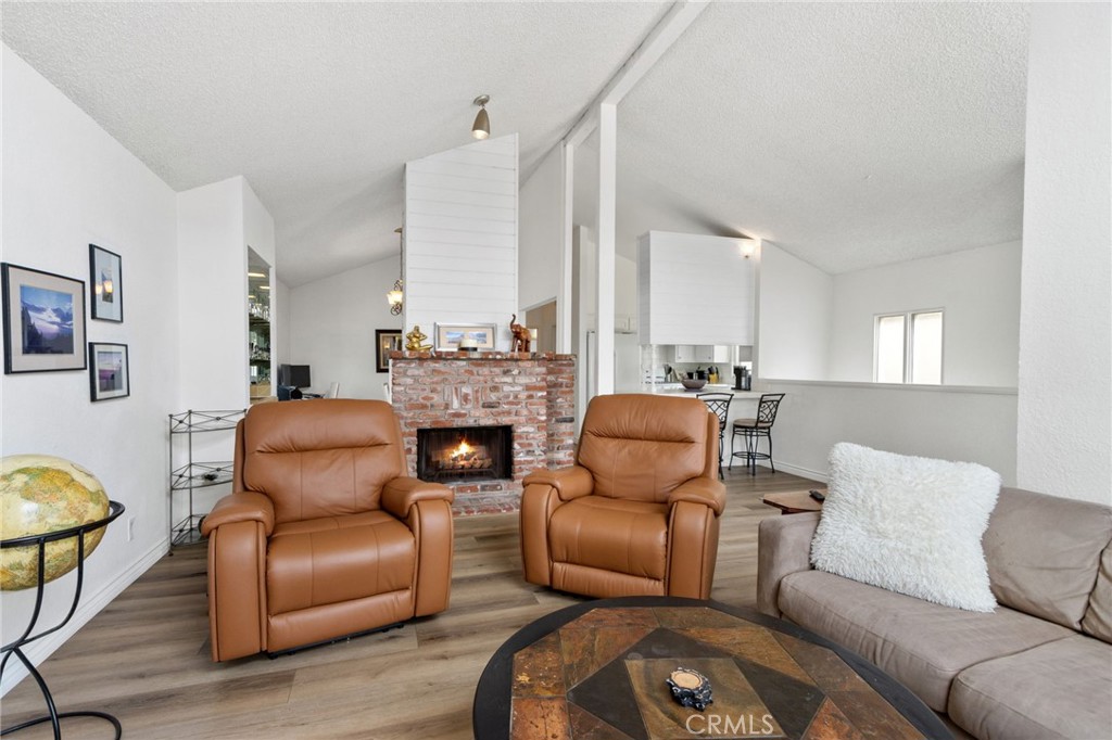 423 Carnation Avenue 1/2